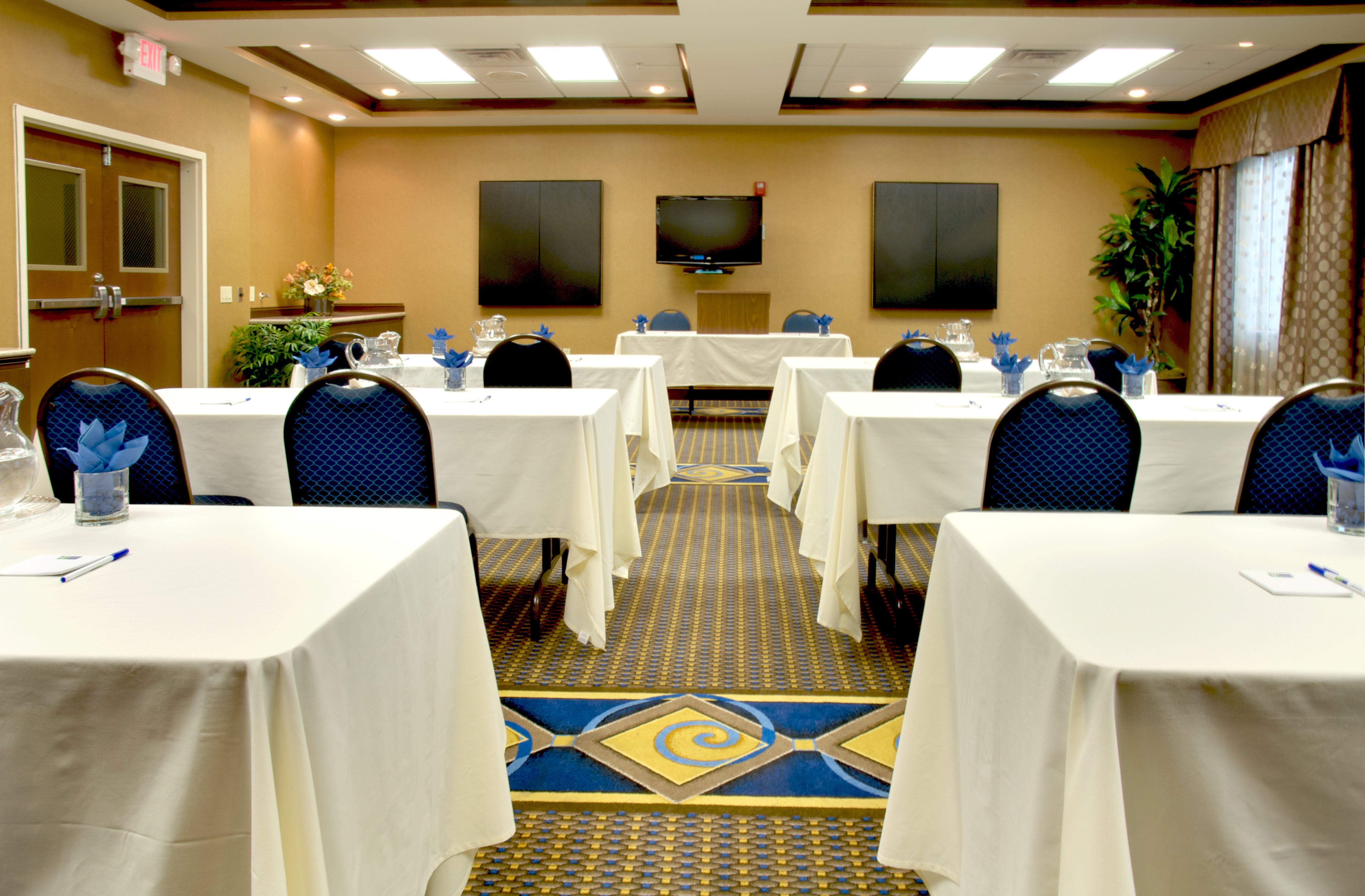 Holiday Inn Express Hotel & Suites Houston Energy Corridor - West Oaks By Ihg Exterior foto